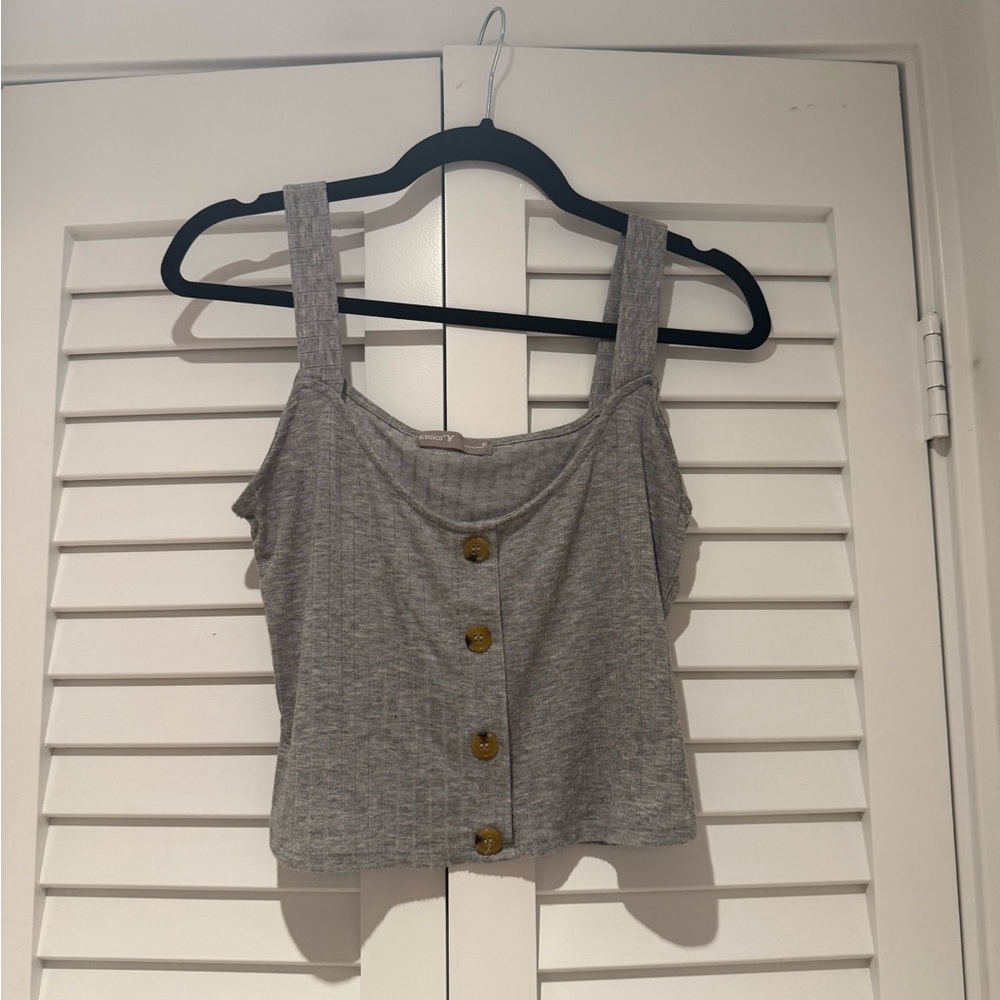 Tresics Gray Button-Down Crop Tank